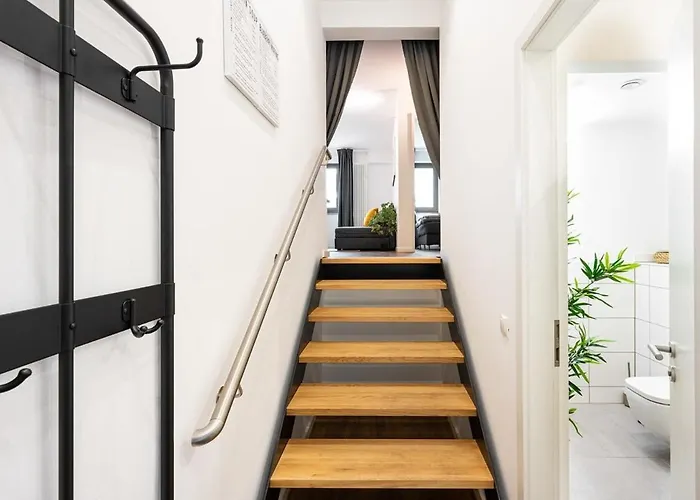 Urban With 2 Bedrooms Apartman *