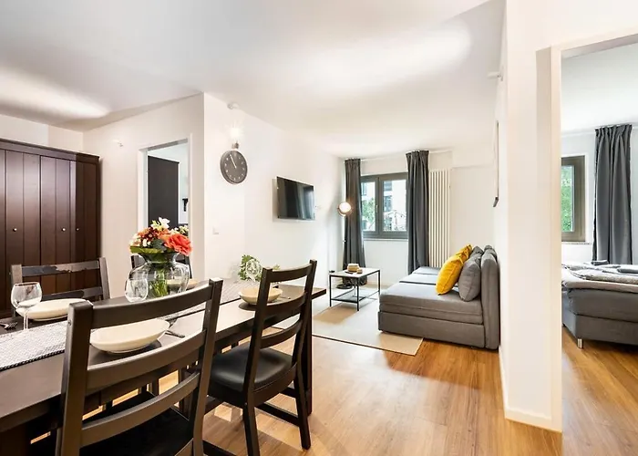 Urban With 2 Bedrooms Apartman *